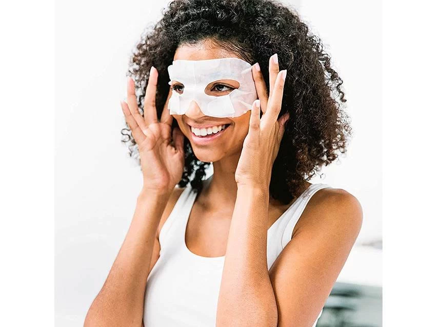 Joanna Vargas Bright Eye Hydrating Hyaluronic Acid Eye Mask 3 Joanna Vargas Bright Eye Hydrating Hyaluronic Acid Eye Mask - Image 3