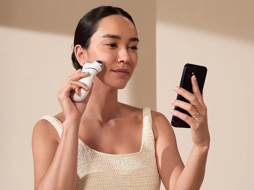 NuFACE TRINITY+ PRO And Wrinkle Reducer Attachment 6 NuFACE TRINITY+ PRO And Wrinkle Reducer Attachment - Image 6