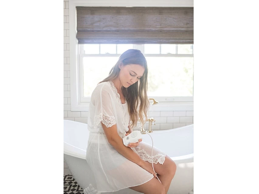 Iluminage Touch 4Ever Home Permanent Hair Removal IPL & Radio Frequency System 11 Iluminage Touch 4Ever Home Permanent Hair Removal IPL & Radio Frequency System - Image 11