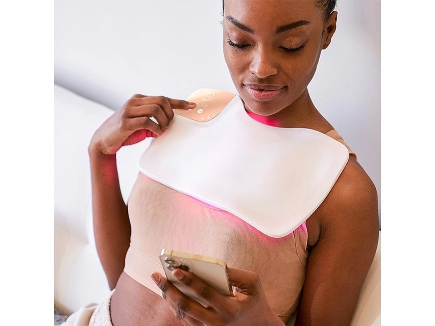 Dr. Dennis Gross Skincare DRx SpectraLite™ BodyWare Pro 8 Dr. Dennis Gross Skincare DRx SpectraLite™ BodyWare Pro - Image 8