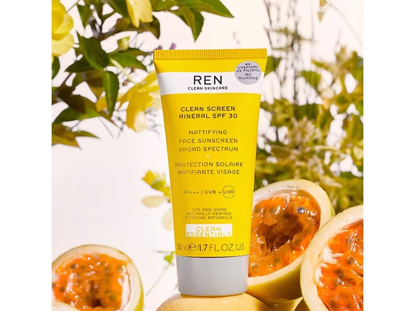 REN Clean Skincare Clean Screen Mineral SPF 30 Mattifying Face Sunscreen 6 REN Clean Skincare Clean Screen Mineral SPF 30 Mattifying Face Sunscreen - Image 6