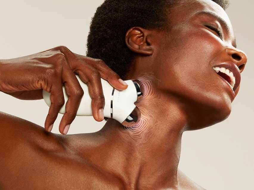 NuFACE TRINITY+ PRO And Wrinkle Reducer Attachment 4 NuFACE TRINITY+ PRO And Wrinkle Reducer Attachment - Image 4